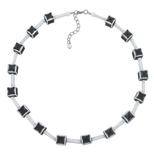 Kette Kunststoffperlen W?rfel 10x10mm schwarz-grau-wei? 45cm