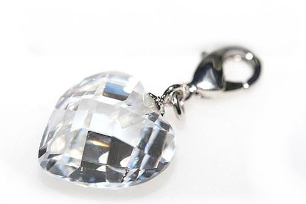 Anh?nger Charm Bettelanh?nger mit einem facettierten Herzkristall crystal